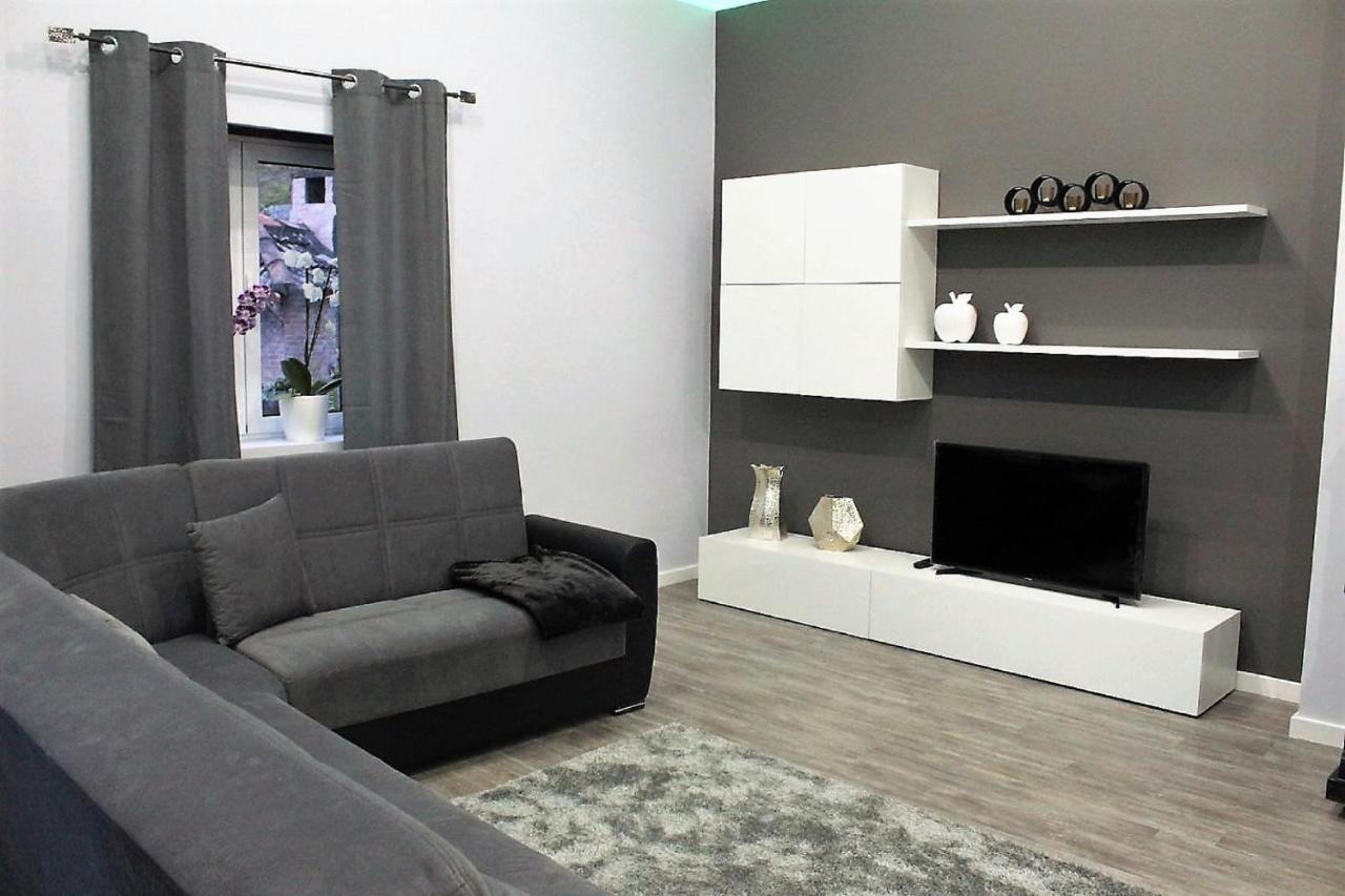 Cottage Quinze, Contemporary Designed Cottage With Swimming Pool Ponta Delgada  Esterno foto
